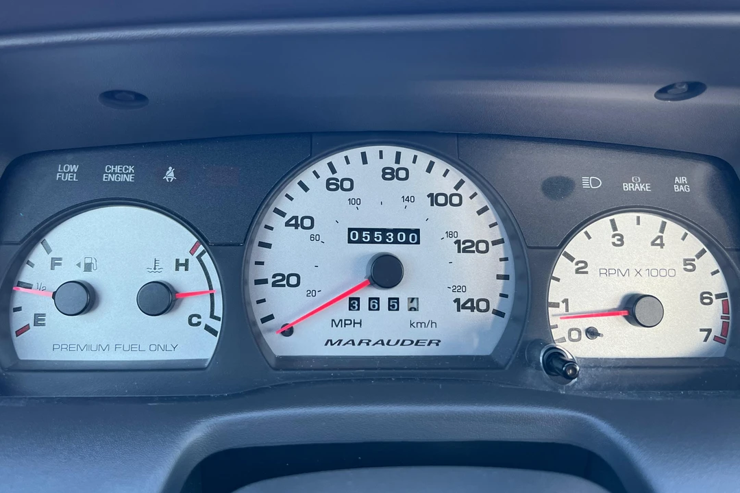 2004 Mercury Marauder - Image 28 of 30