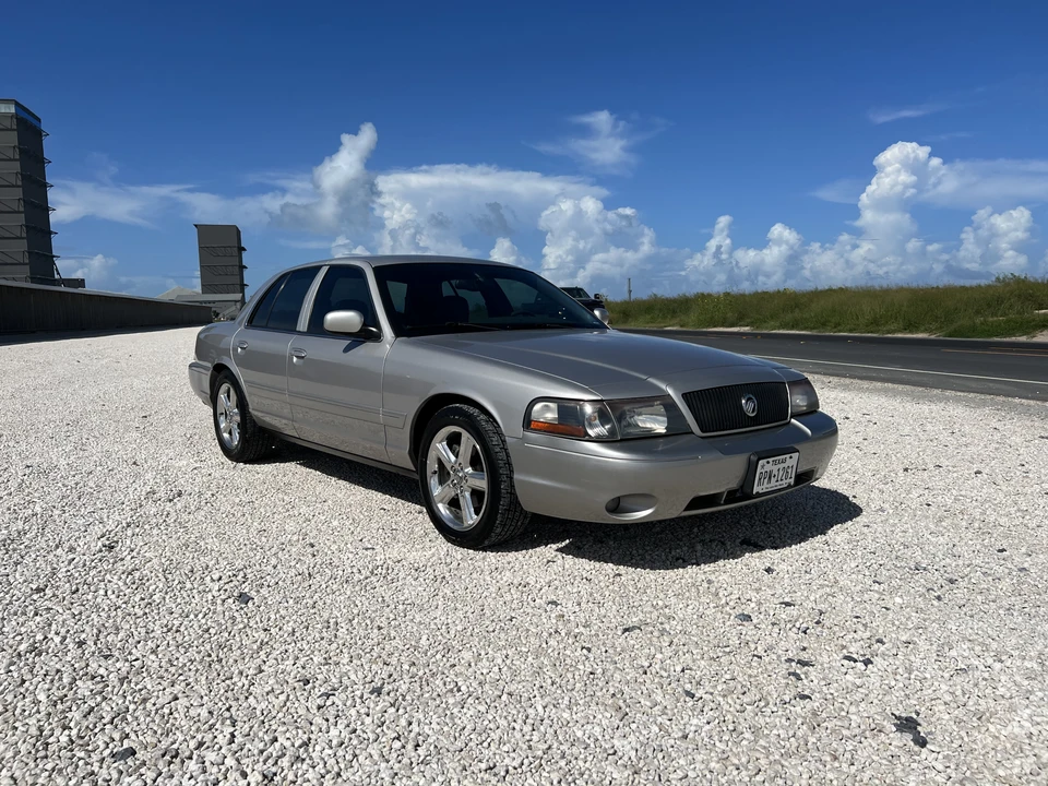 2004 Mercury Marauder - Image 20 of 30