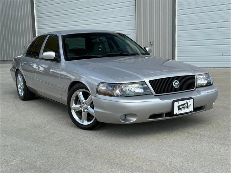 2004 Mercury Marauder - Image 3 of 31