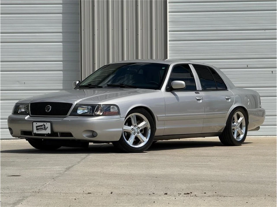 2004 Mercury Marauder - Image 7 of 31