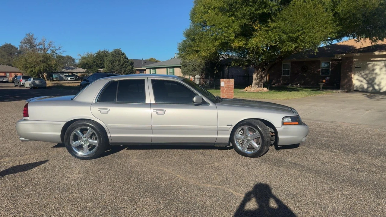 2004 Mercury Marauder - Image 17 of 31