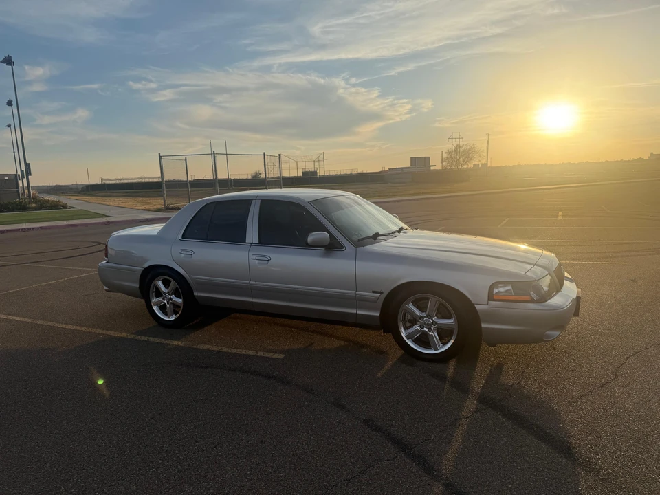 2004 Mercury Marauder - Image 19 of 31
