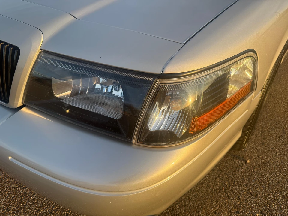 2004 Mercury Marauder - Image 21 of 31