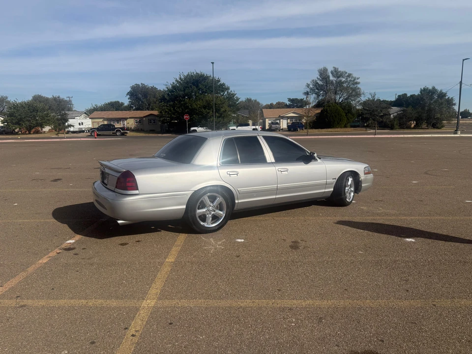 2004 Mercury Marauder - Image 15 of 31