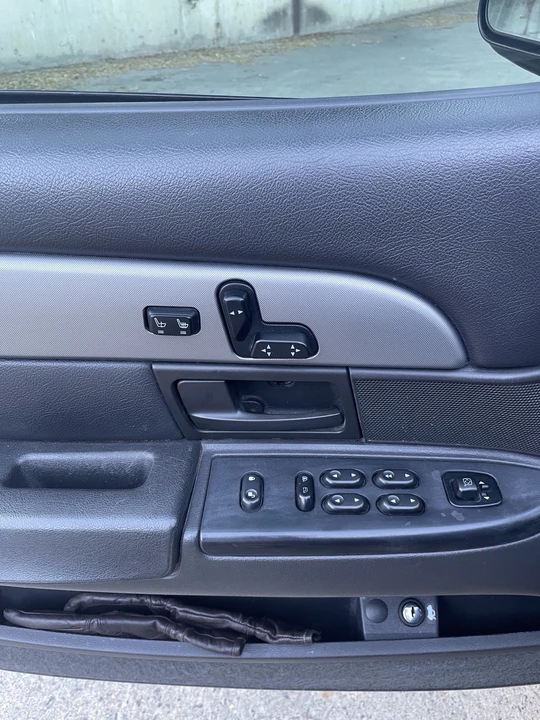 2004 Mercury Marauder - Image 21 of 24