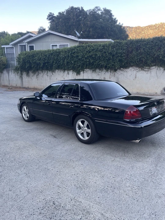 2004 Mercury Marauder - Image 12 of 24