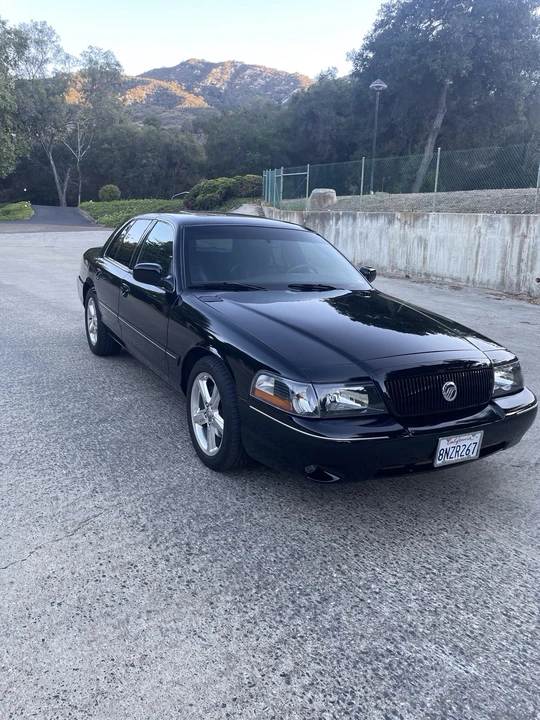 2004 Mercury Marauder - Image 2 of 24