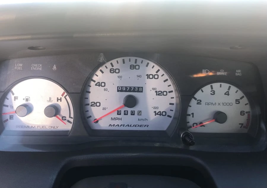 2004 Mercury Marauder - Image 3 of 4