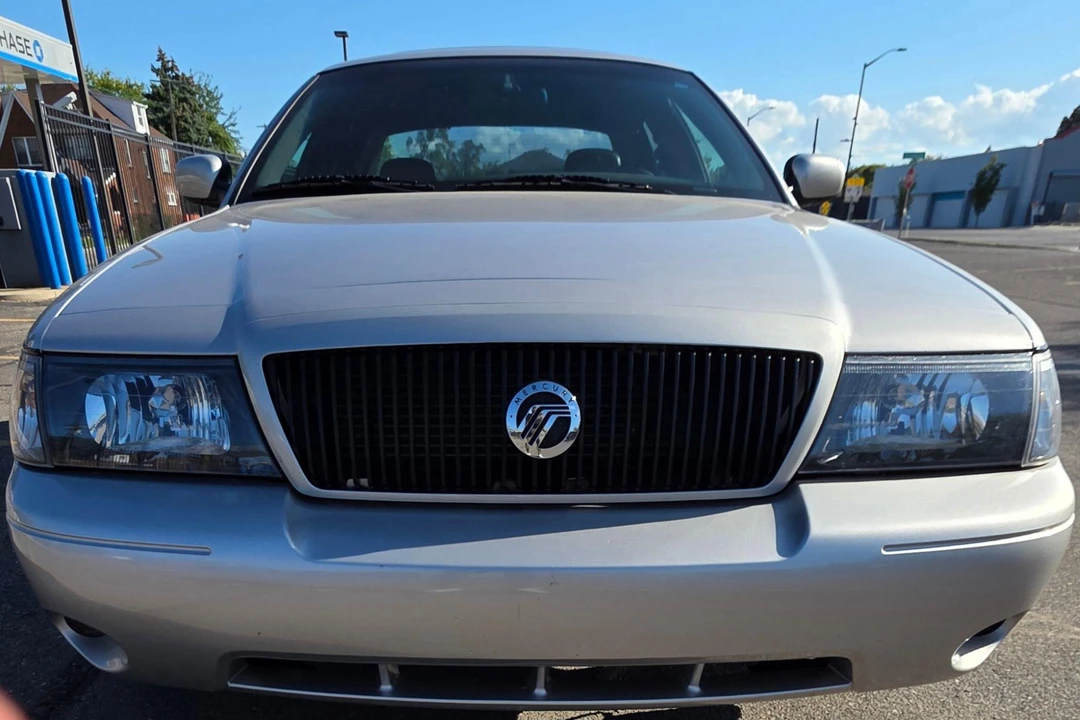 2004 Mercury Marauder - Image 6 of 31