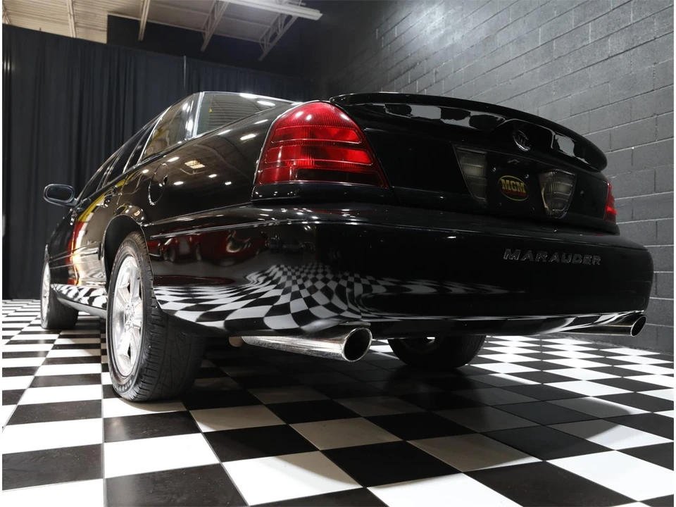 2004 Mercury Marauder - Image 21 of 31