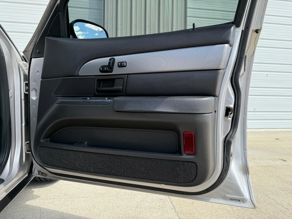 2004 Mercury Marauder - Image 31 of 31