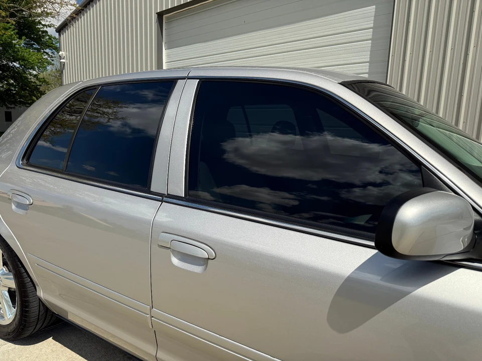 2004 Mercury Marauder - Image 13 of 31