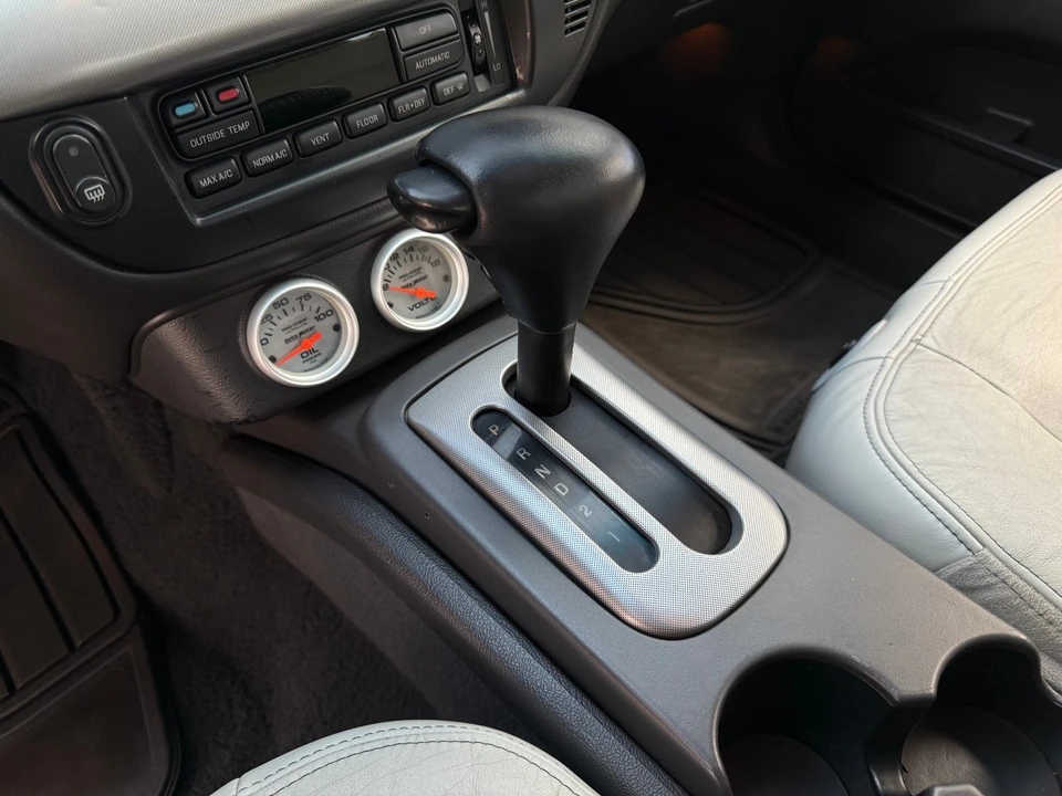 2004 Mercury Marauder - Image 25 of 31