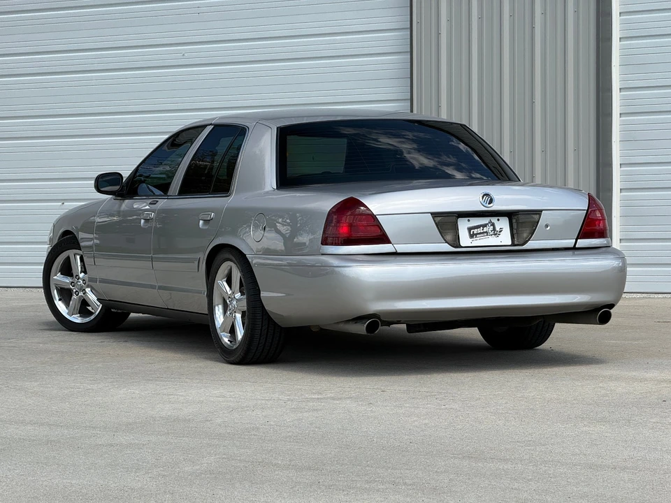 2004 Mercury Marauder - Image 5 of 31