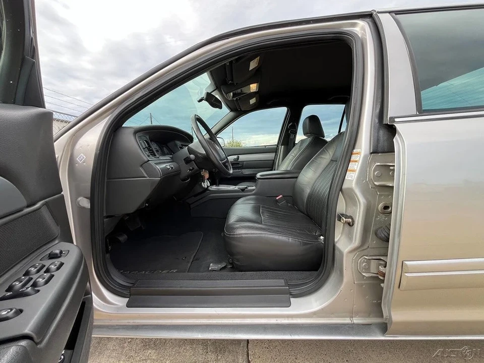 2004 Mercury Marauder - Image 13 of 21