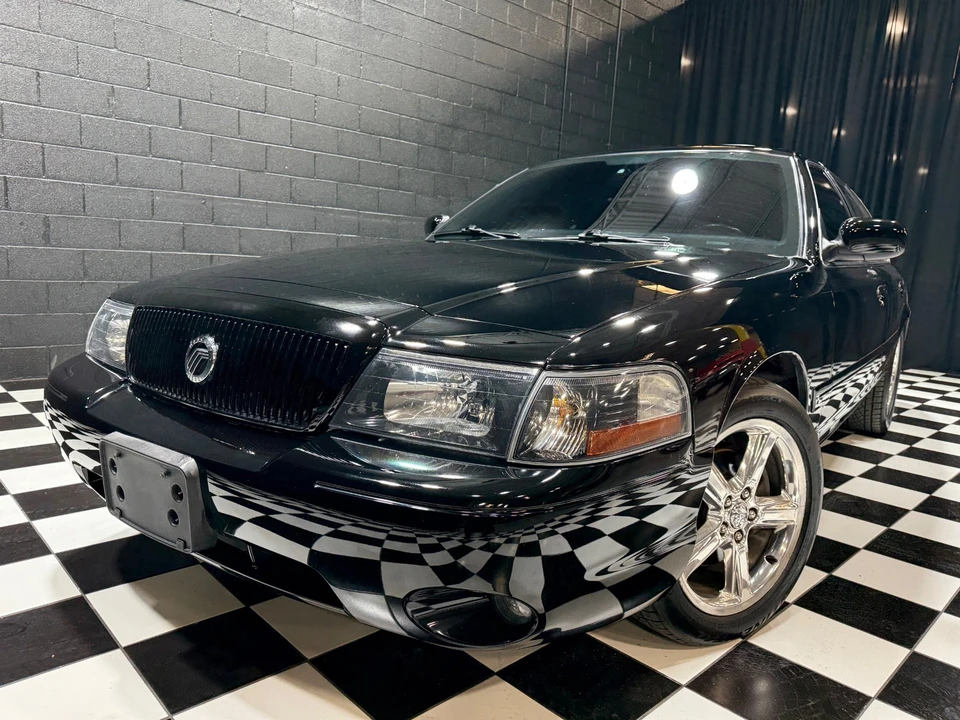2004 Mercury Marauder - Image 5 of 21