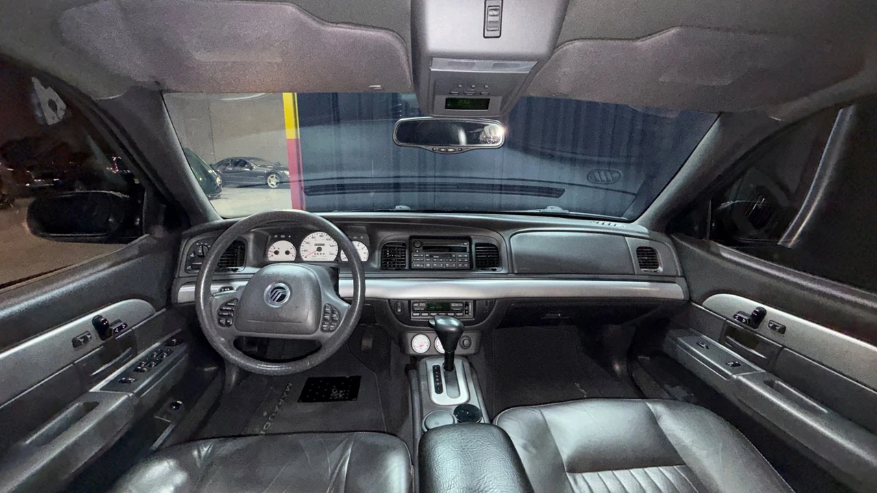 2004 Mercury Marauder - Image 2 of 21