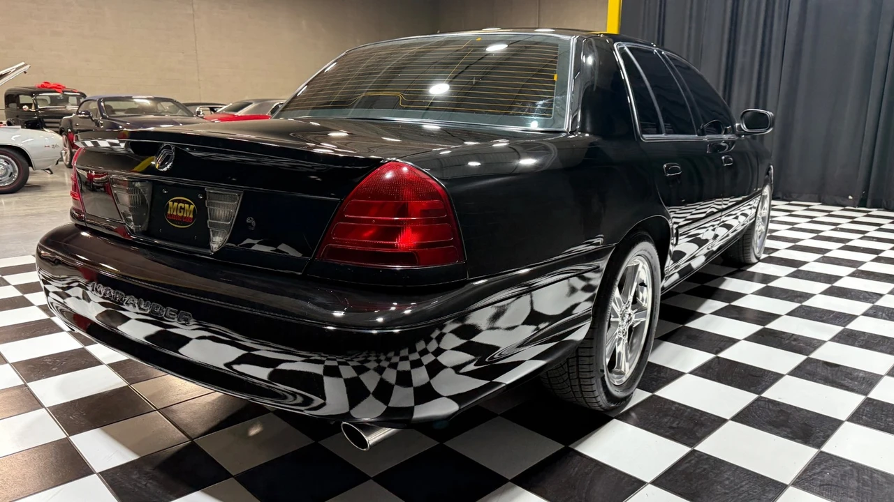2004 Mercury Marauder - Image 11 of 21