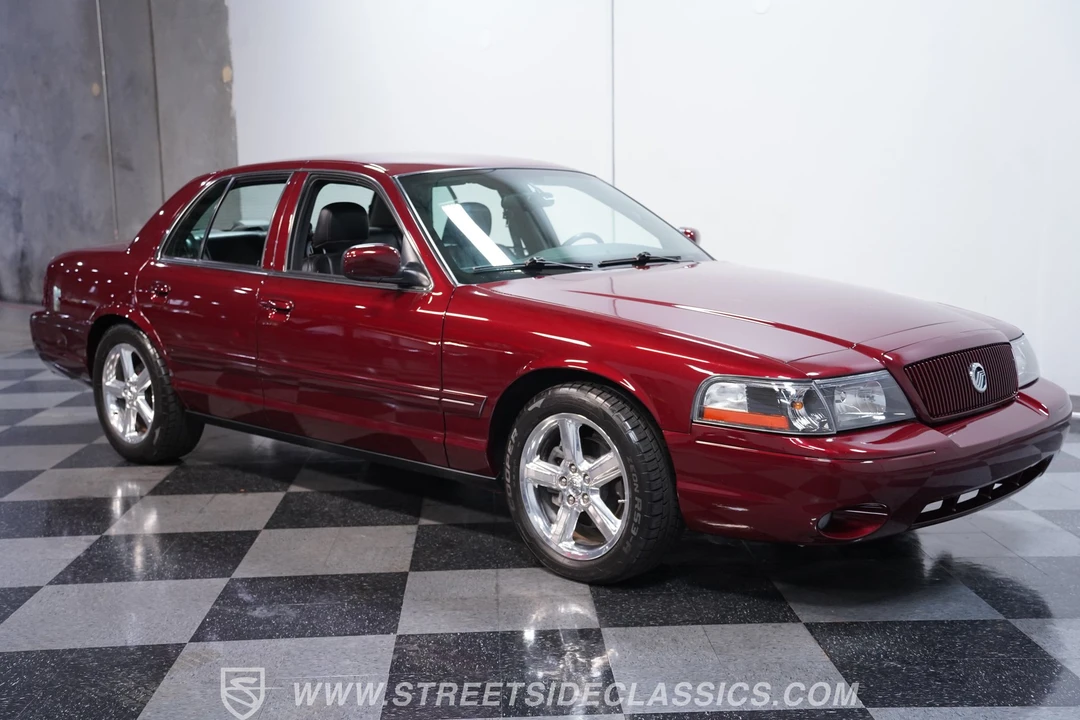 2004 Mercury Marauder - Image 11 of 31