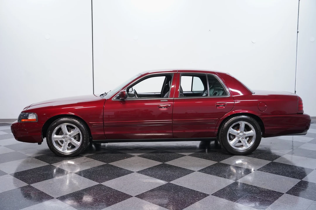 2004 Mercury Marauder - Image 2 of 31