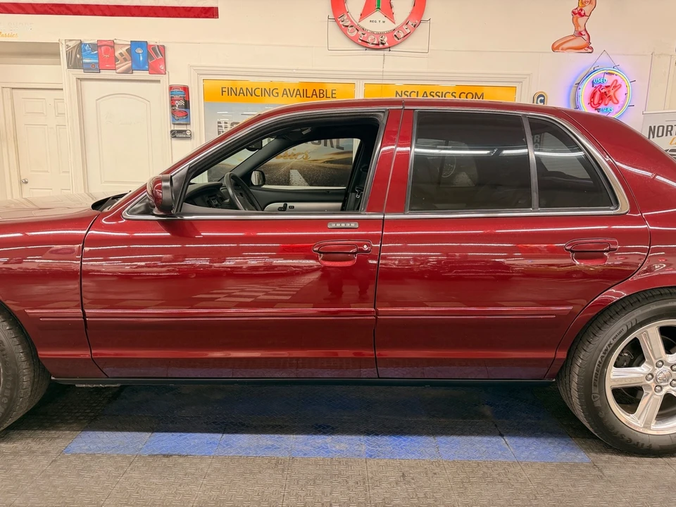 2004 Mercury Marauder - Image 19 of 21