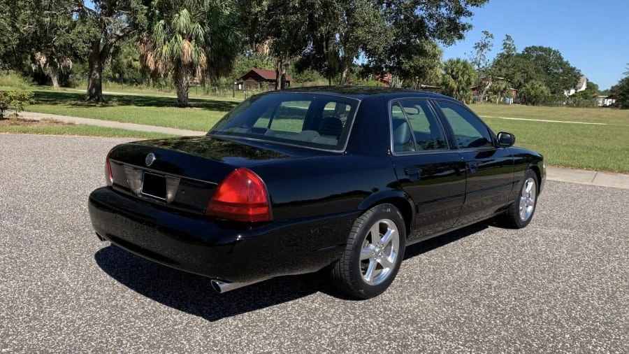 2004 Mercury Marauder - Image 3 of 20