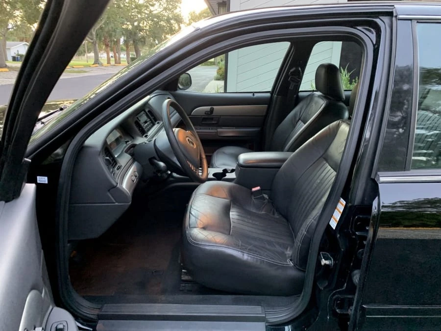 2004 Mercury Marauder - Image 10 of 20