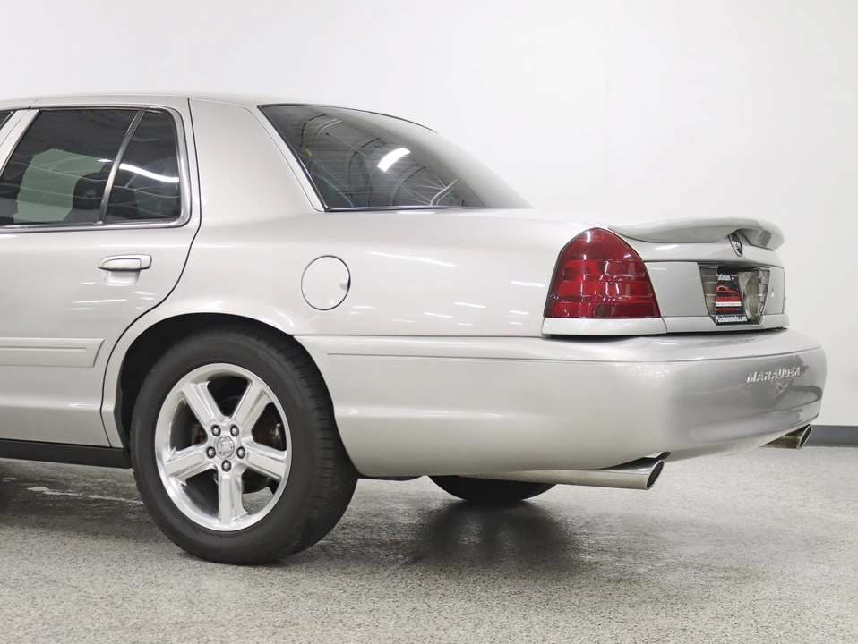 2004 Mercury Marauder - Image 12 of 12