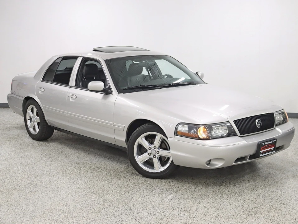 2004 Mercury Marauder - Image 9 of 12