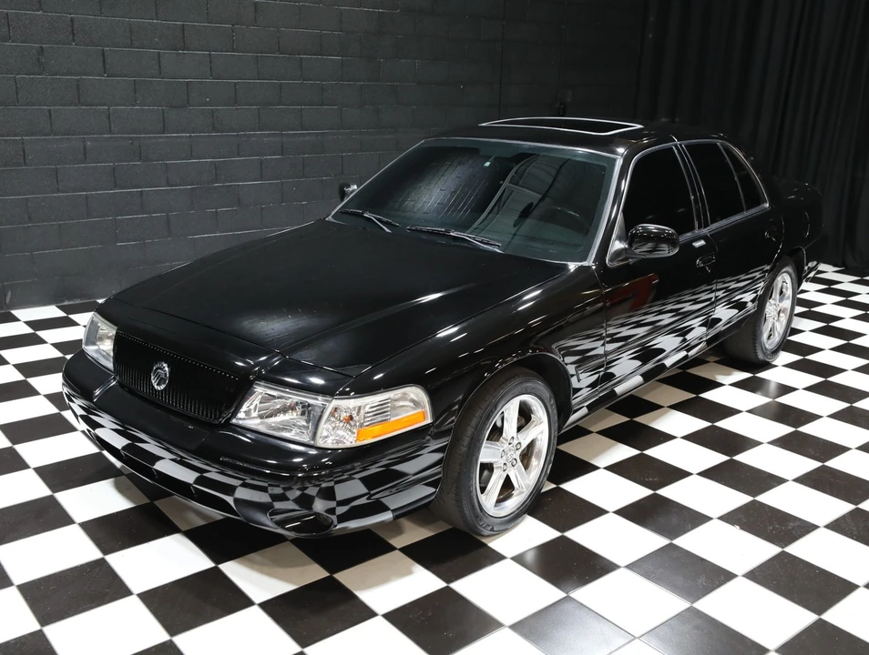 2004 Mercury Marauder - Image 6 of 31