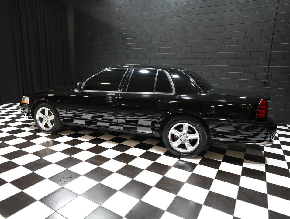 2004 Mercury Marauder - Image 23 of 31