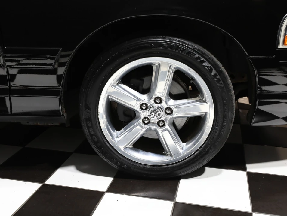 2004 Mercury Marauder - Image 28 of 31