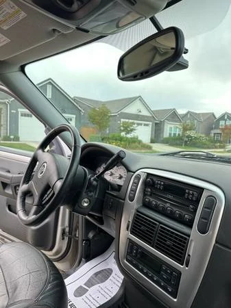 2004 Mercury - Image 7 of 12