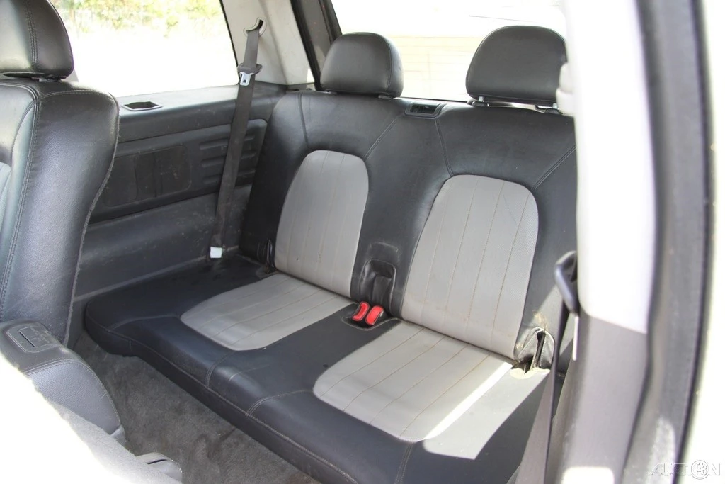 2004 Mercury - Image 22 of 24
