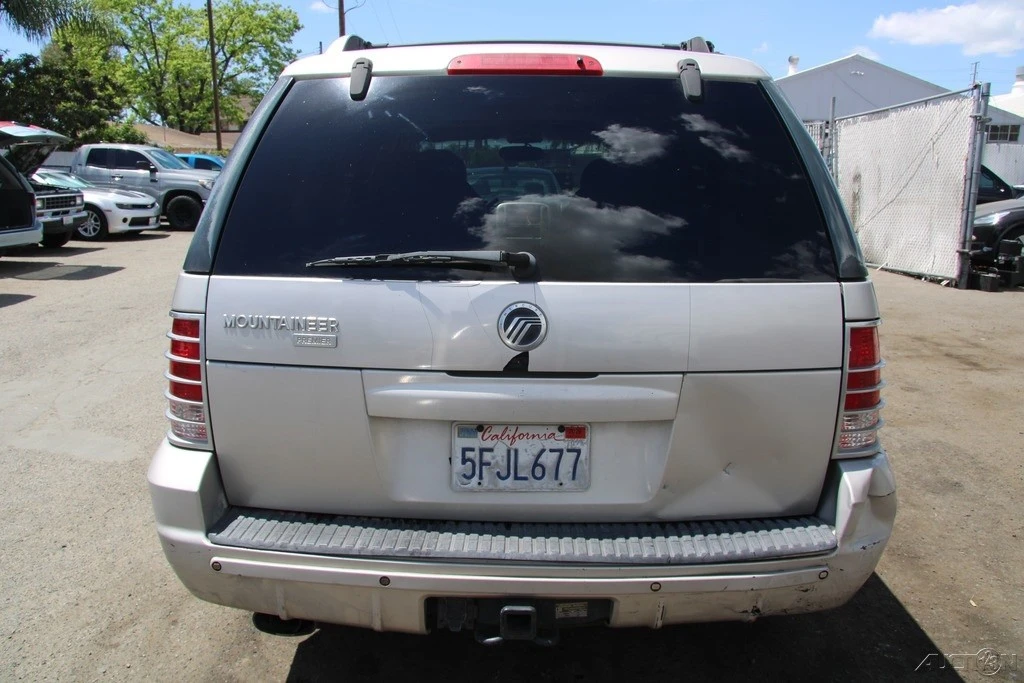 2004 Mercury - Image 6 of 24