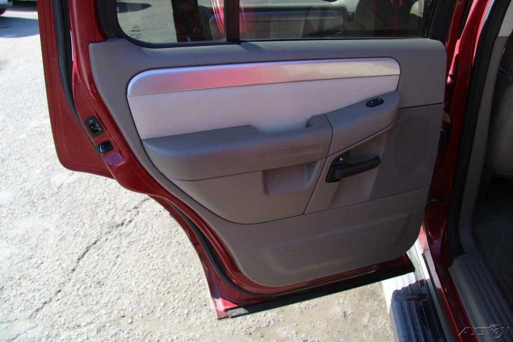 2004 Mercury - Image 17 of 21