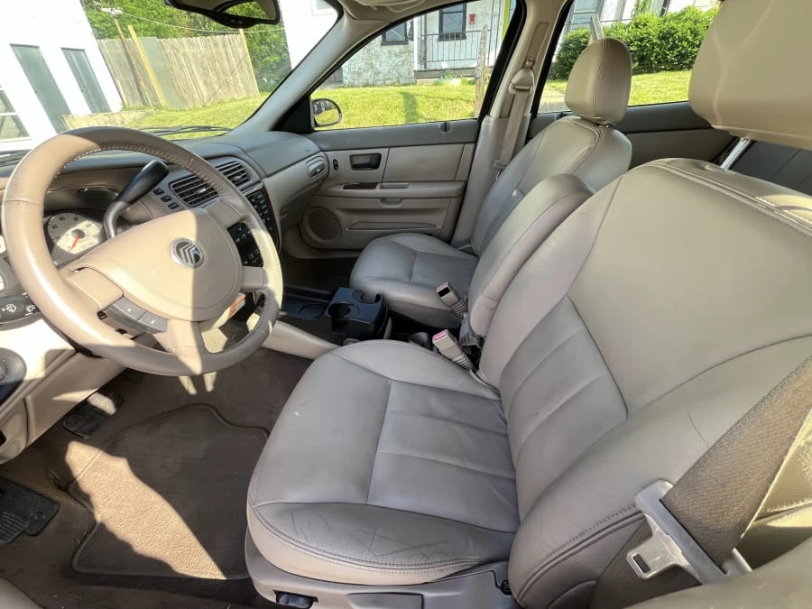 2004 Mercury Sable - Image 10 of 31