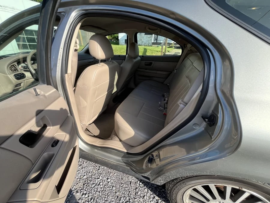 2004 Mercury Sable - Image 22 of 31
