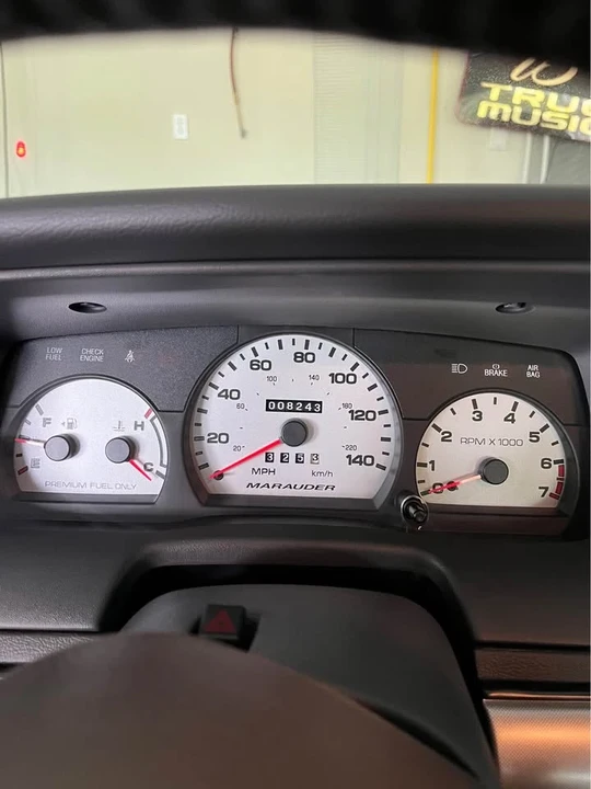2004 Mercury Marauder - Image 19 of 19