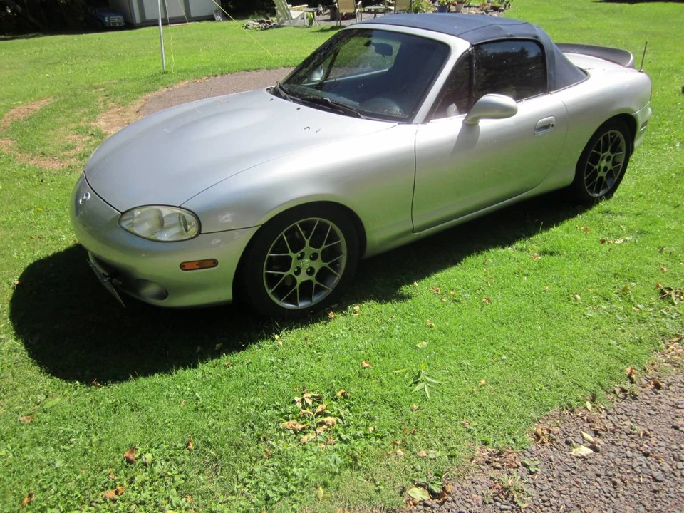 2004 Mazda NB MX-5 Miata - Image 4 of 9