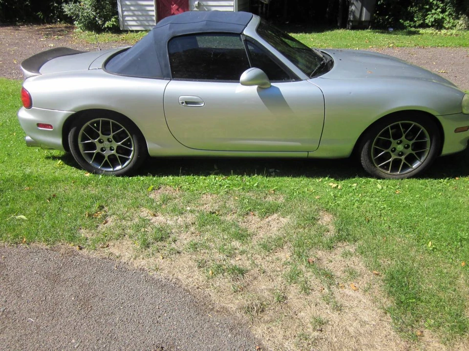 2004 Mazda NB MX-5 Miata - Image 8 of 9