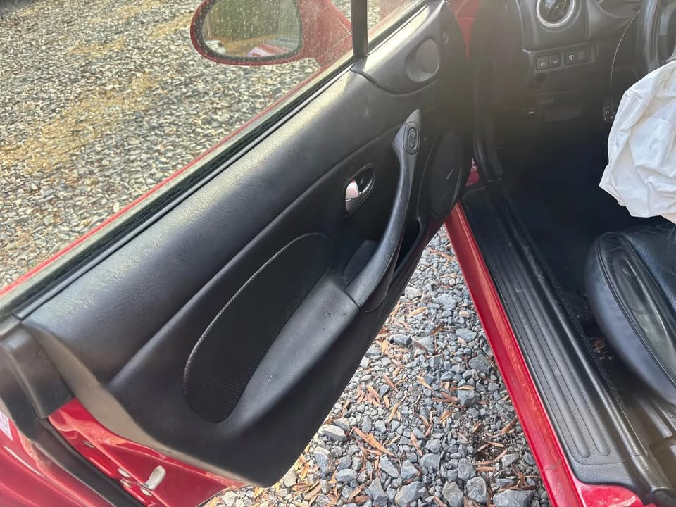 2004 Mazda NB MX-5 Miata - Image 3 of 5