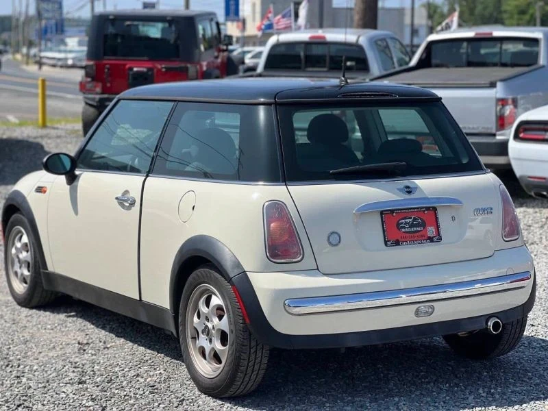 2004 Mini Mini 1st Gen - Image 5 of 12