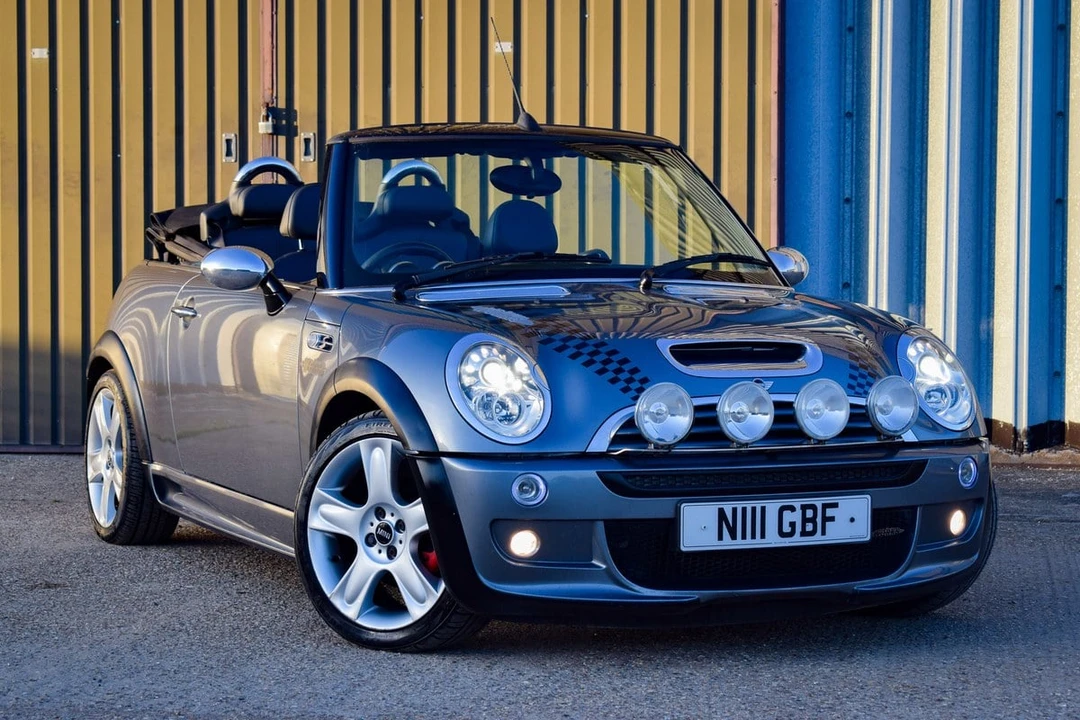 2004 Mini Mini Cooper S 1st Gen - Image 5 of 30