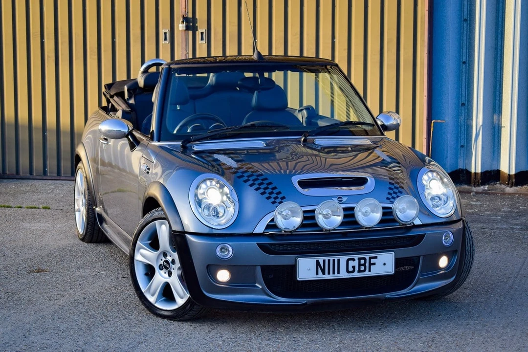 2004 Mini Mini Cooper S 1st Gen - Image 3 of 30