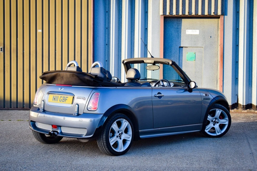 2004 Mini Mini Cooper S 1st Gen - Image 14 of 30