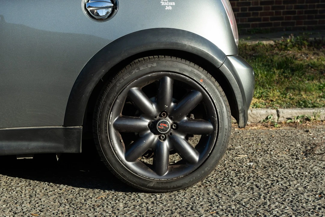2004 Mini Mini Cooper S 1st Gen - Image 28 of 30