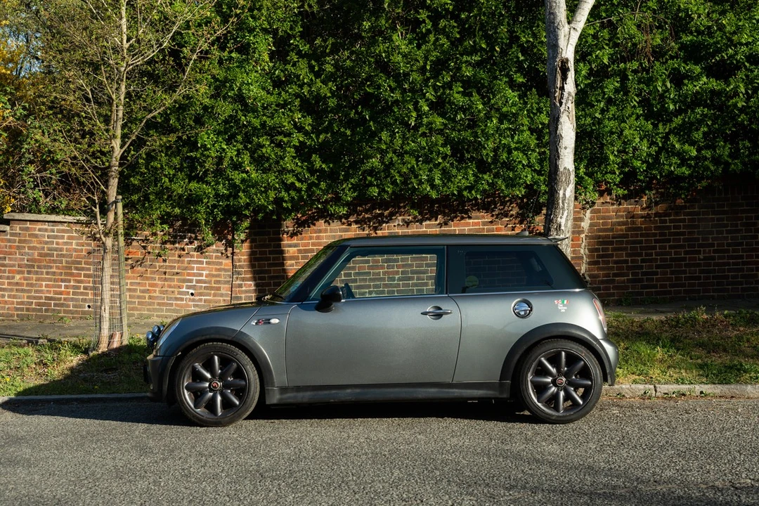 2004 Mini Mini Cooper S 1st Gen - Image 21 of 30