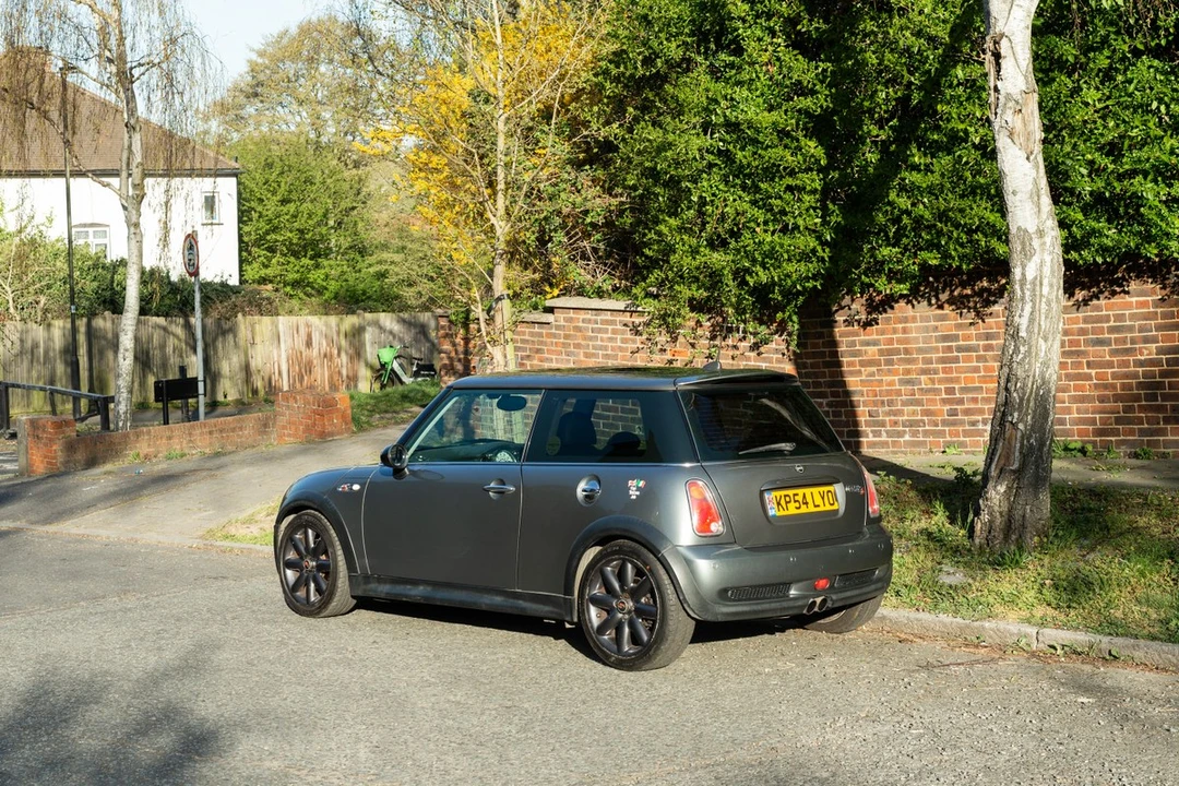 2004 Mini Mini Cooper S 1st Gen - Image 13 of 30