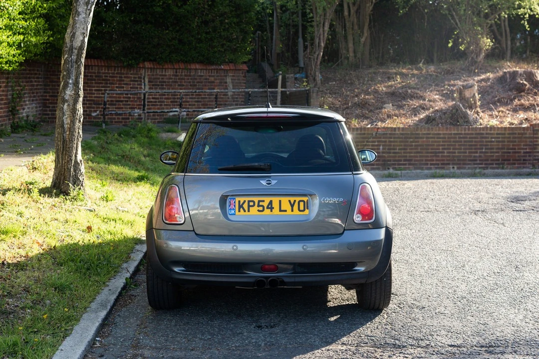 2004 Mini Mini Cooper S 1st Gen - Image 25 of 30